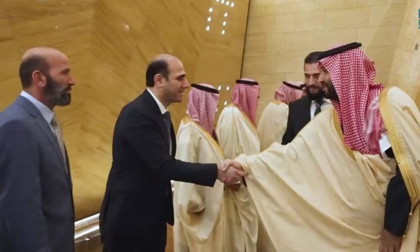 هل تولى حازم الشرع رئاسة هيئة الاستثمار في سوريا؟