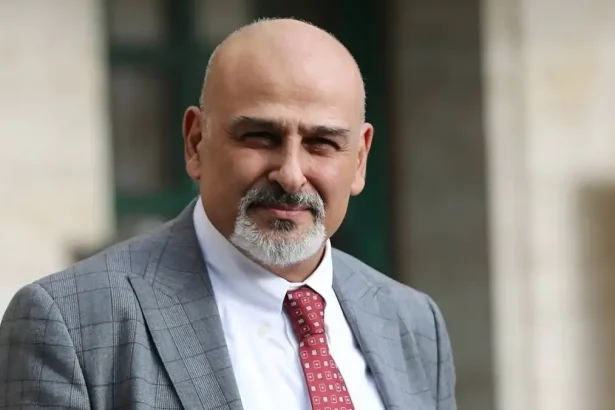 جمال سليمان على من انتقدوه: لم أُخطئ في تصرفي مع المعجبة!