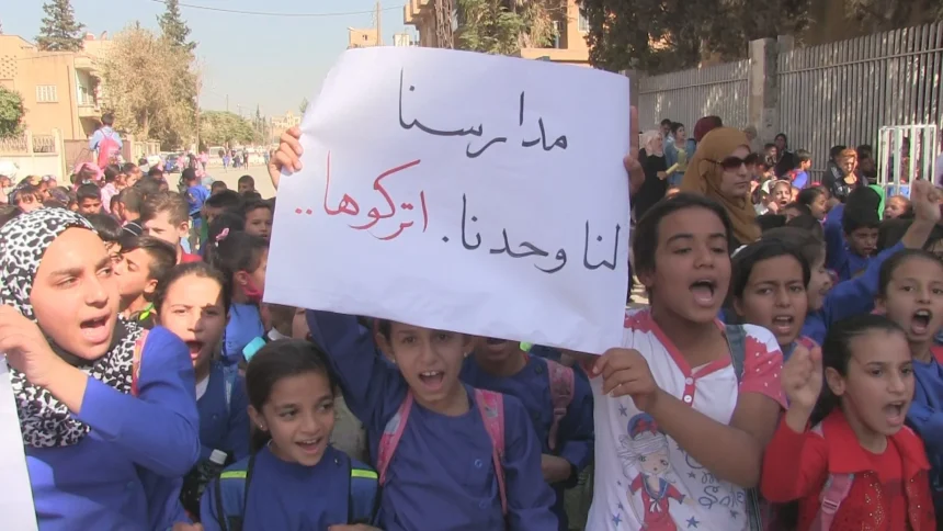 ما مصير الآلاف من طلاب الشهادات بعد إغلاق مدارسهم في الحسكة؟