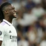 هل فقد كامافينغا مركزه مع ريال مدريد بشكل كامل!