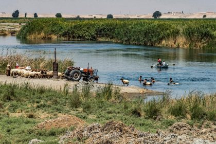 نهر الفرات يلفظ أنفاسه.. من ينقذ شريان الحياة في سوريا والمنطقة؟!