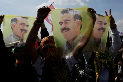 من هو «حزب العمال الكردستاني» الذي أعلن حلّ نفسه مؤخراً؟