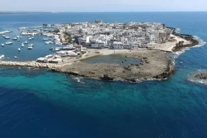 عروس طرطوس: جزيرة أرواد بين الأمس واليوم