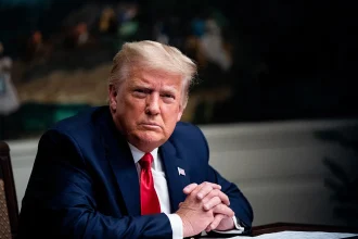 رحلة الظل إلى دمشق: من هم مبعوثو ترامب وما هدفهم؟