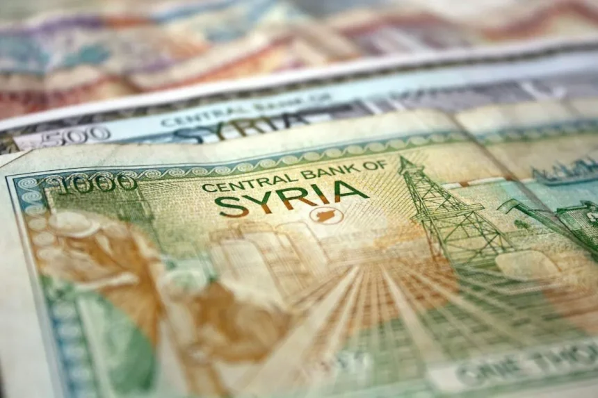 الليرة السورية: هل هي ورقة بلا وزن في سوق دون ثقة؟